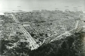 布引から新生田川遊歩道を望む