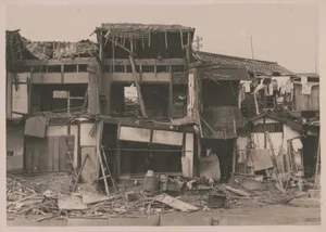 半分流失した家々、1938年7月